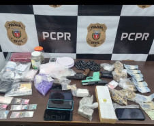 PCPR prende 12 pessoas em operação contra o tráfico de drogas em Curitiba e na RMC