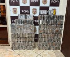 PCPR prende homem em flagrante por tráfico de drogas e apreende 244 quilos de cocaína em Foz do Iguaçu