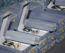PCPR homenageia servidores com medalhas de serviço policial na Região Metropolitana de Curitiba