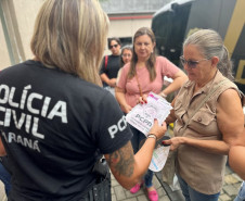 PCPR na Comunidade leva serviços de polícia judiciária para população de Bandeirantes e Florestópolis 
