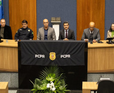 PCPR homenageia servidores com medalhas de serviço policial na Região Metropolitana de Curitiba