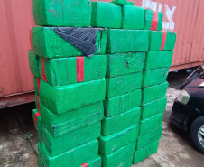 PCPR apreende 859 quilos de maconha escondida em veículo em Medianeira