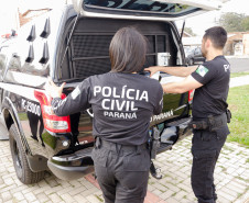 PCPR prende mulher em flagrante por tráfico de drogas em Almirante Tamandaré