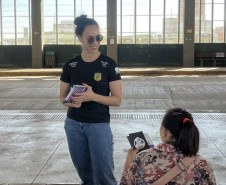 PCPR realiza panfletagem educativa da Operação Shamar em Curitiba e Cascavel