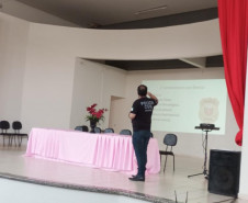 PCPR participa do evento da Semana Nacional da Justiça pela Paz em Casa em Cidade Gaúcha