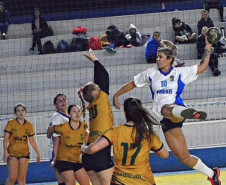 Policial civil do Paraná é convocada para a Seleção Feminina Brasileira de Handebol Master 