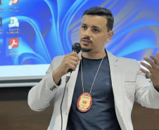 PCPR ministra palestra sobre atendimento à mulher em situação de violência doméstica em Telêmaco Borba