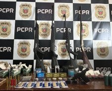 PCPR e PMPR prendem dois homens por posse irregular de arma de fogo em Congonhinhas