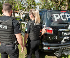 PCPR prende duas mulheres em flagrante por tráfico de drogas em Curitiba