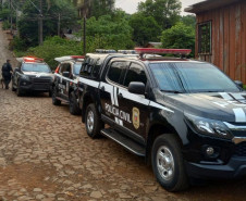 PCPR prende três pessoas em flagrante durante operação contra o tráfico de drogas em Pato Branco