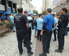 PCPR participa de caminhada em prol do Novembro Azul em Curitiba