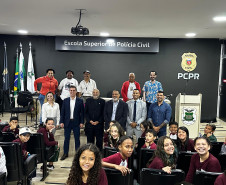 PCPR participa do segundo ano do Projeto Espelho e inspira jovens na Escola de Polícia