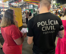 PCPR realiza panfletagem de conscientização ao combate da violência contra a mulher 