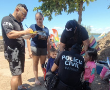 PCPR distribui pulseiras de identificação para crianças em Porto São José