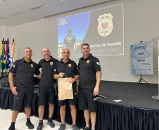 Servidores da PCPR recebem homenagem por produtividade na 1ª fase do Verão Maior Paraná