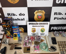 PCPR e PMPR prendem duas pessoas e apreendem drogas em Jundiaí do Sul 