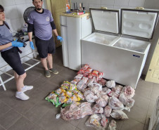 PCPR e Vigilância Sanitária apreendem 161 quilos de carne e prendem homem responsável em Pontal do Paraná 