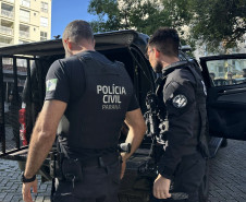 PCPR prende 17 pessoas e apreende drogas, armas e dinheiro em operação contra organização criminosa em Colombo