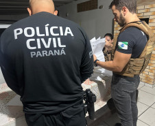 PCPR prende três pessoas em operação contra tráfico de drogas em Antonina e Curitiba