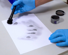 Do papel para tablets em 8K: novos equipamentos da PCPR revelam todas as digitais de crimes