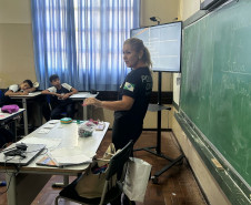 PCPR realiza palestra em combate ao bullying em Colégio Estadual de Rolândia 
