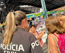 PCPR participa de evento que  divulga serviços públicos de segurança para mulheres e meninas