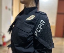 PCPR distribui novos uniformes táticos a policiais civis