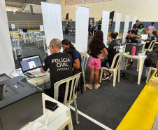 PCPR na Comunidade atende mais de 2,3 mil pessoas no Litoral e nos Campos Gerais