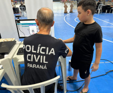 PCPR na Comunidade leva serviços de polícia judiciária a mais de 1,2 mil pessoas em Paranaguá