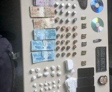 PCPR e GCM prende homem em flagrante por tráfico de drogas e posse ilegal de munição em Campo Largo