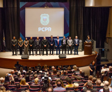  PCPR homenageia 127 servidores com medalhas de Serviço Policial em Curitiba 
