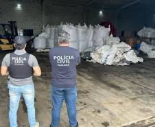 PCPR prende três pessoas e recupera carga de fertilizantes avaliada em R$ 150 mil em Campo Largo