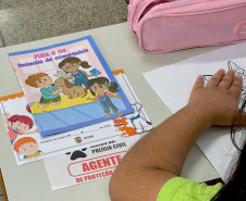 Abril Laranja: maus tratos não se limitam à agressão física, denuncie!