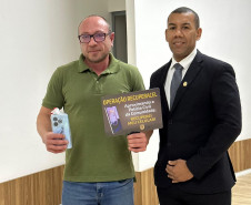 PCPR reúne vítimas para evento de devolução de celulares recuperados em Cascavel