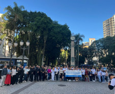 PCPR participa de Caminhada do Bem-Estar de Autocuidado no Centro de Curitiba 