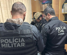 PCPR e PMPR prendem advogado suspeito de atentado a bomba em terminal de ônibus
