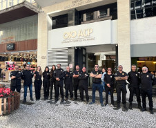 PCPR participa de Caminhada do Bem-Estar de Autocuidado no Centro de Curitiba 