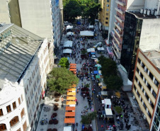 PCPR realiza ação de educação para o trânsito durante evento da prefeitura em Curitiba