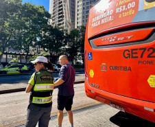 PCPR participa de blitz educativa em alusão ao Maio Amarelo na Capital