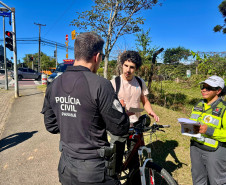 PCPR participa de blitz educativa em alusão ao Maio Amarelo na Capital