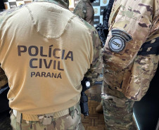 PCPR prende 10 pessoas durante operação contra organização criminosa em Paranaguá