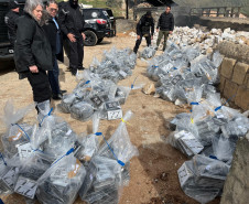 PCPR incinera maior carga de cocaína já apreendida em Curitiba 
