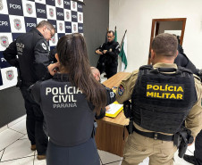 PCPR prende três pessoas em operação contra grupo armado em Foz do Iguaçu