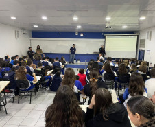 PCPR realiza palestra educativa sobre investigação criminal em escola de Cascavel 