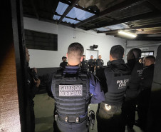 PCPR e GM prendem três pessoas em flagrante por tráfico de drogas em Colombo 