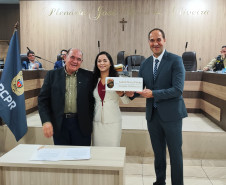 PCPR realiza solenidade de transmissão de titularidade em delegacia de Iretama 