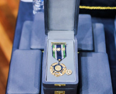 PCPR homenageia 140 servidores com medalhas de serviço policial no Oeste