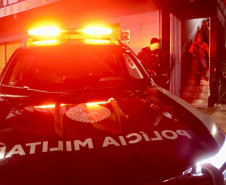 PCPR e PMPR prendem 66 pessoas em megaoperação contra grupo que controlava o tráfico no centro de Curitiba