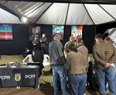 PCPR na Comunidade leva serviços de polícia judiciária para mais de 1,6 mil pessoas em Cândido de Abreu, Jacarezinho e Ponta Grossa 