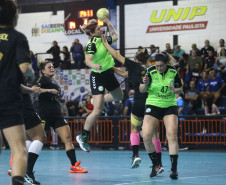 Servidora da PCPR é convocada para a Seleção Feminina Brasileira de Handebol Master 